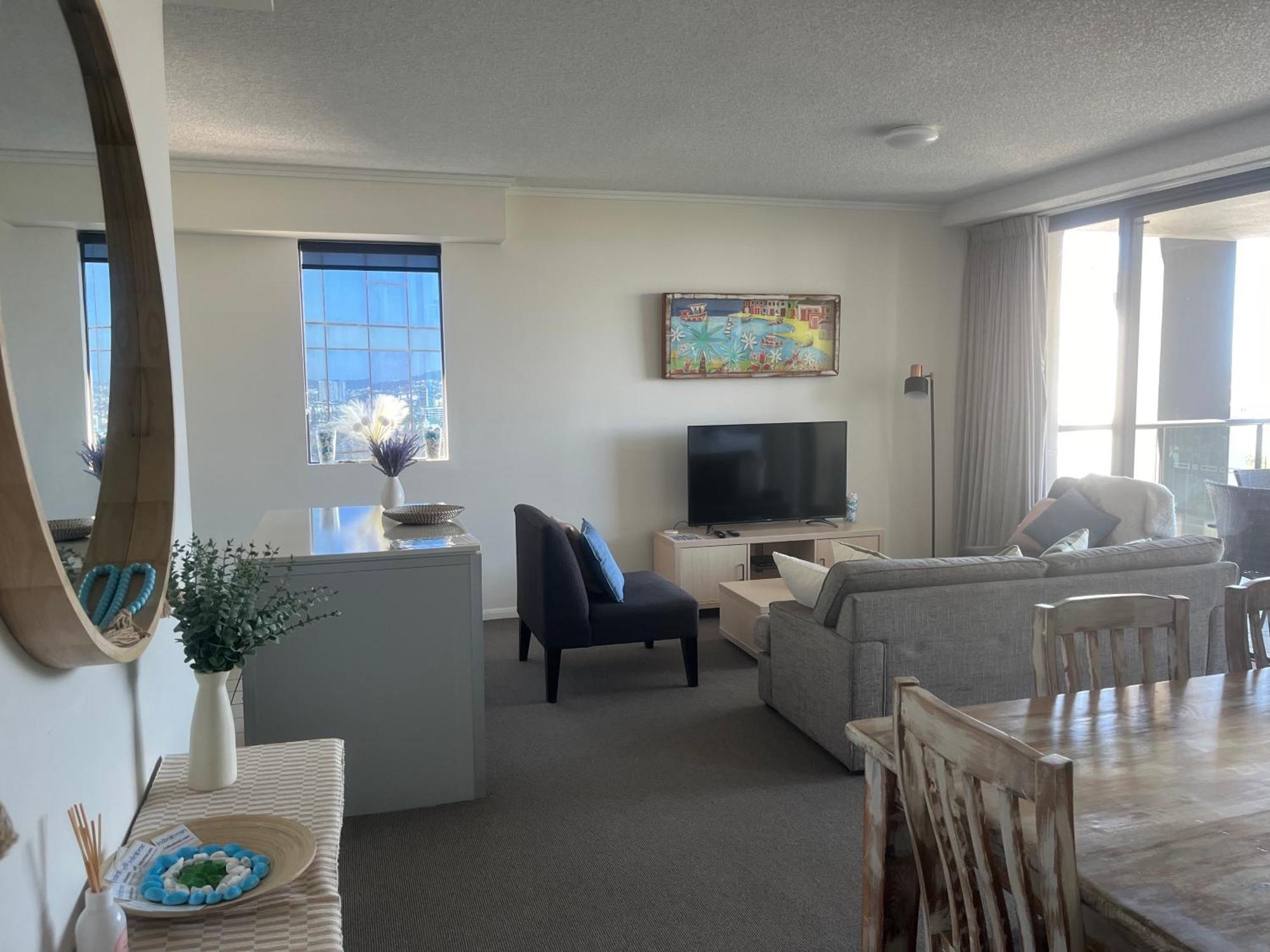 Urban Cbd Elegance With River&botanic Garden Views Apartment