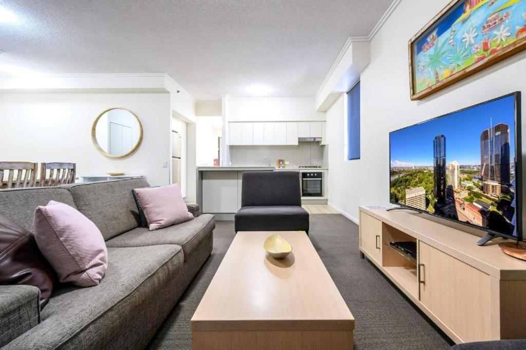 Urban Cbd Elegance With River&botanic Garden Views Apartment Brisbane