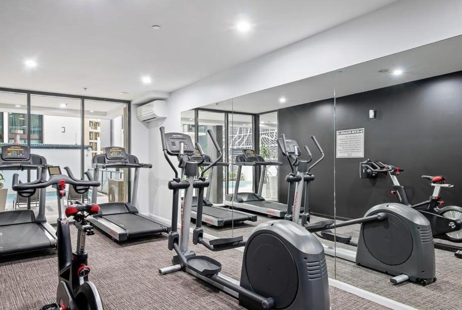 Urban Cbd Elegance With River&botanic Garden Views Apartment *