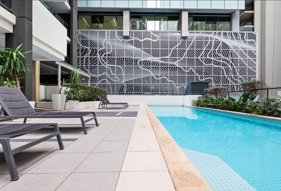 Urban Cbd Elegance With River&botanic Garden Views *